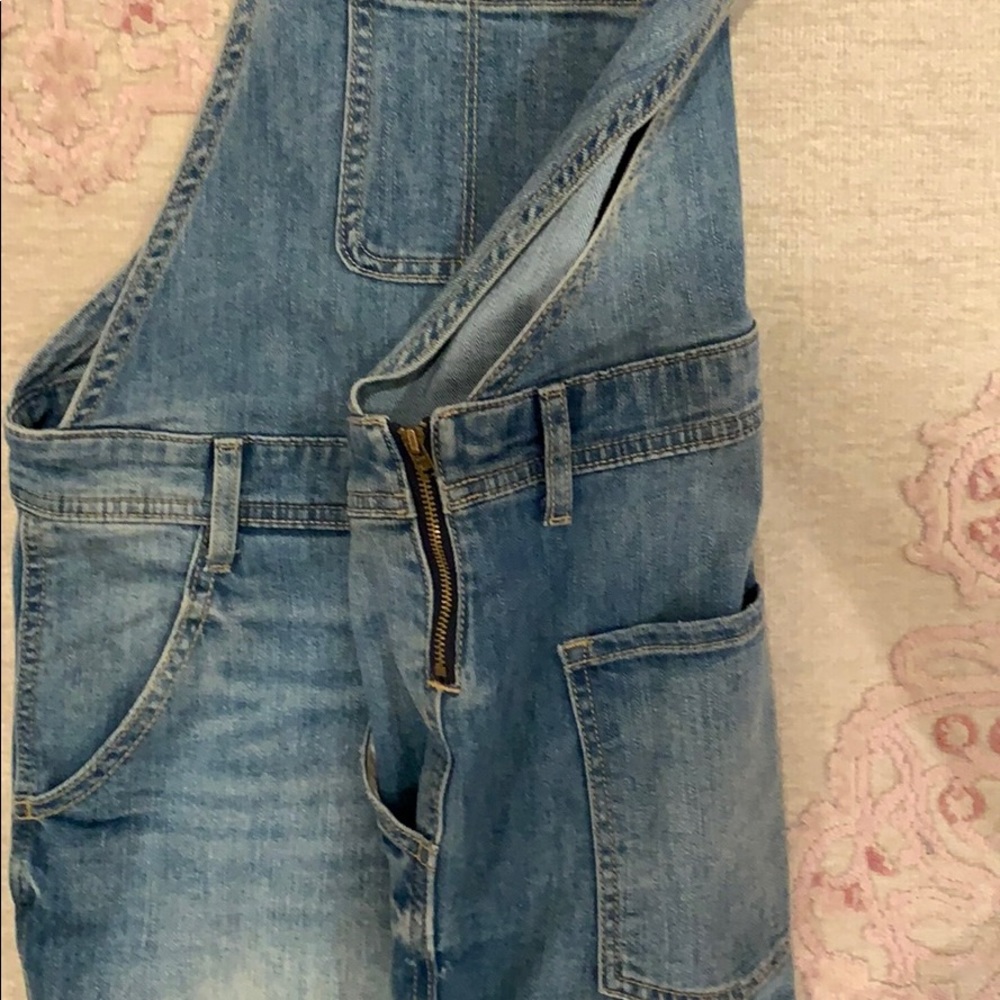 GAP Light Blue Denim Short Overalls - Picture 2 of 5